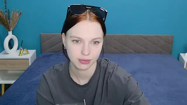 Snapshot of Nora_Finch chatting on 06/12/26, 10:13 Nora Finch online show from 06/12/26, 10:13