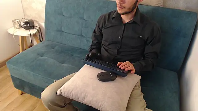 kreyiko  online show from 05/29/26, 07:09