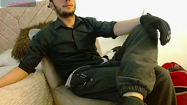 kreyiko  online show from 05/28/26, 08:59