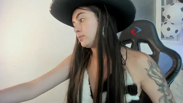 Snapshot of Noa_bunny_ chatting on 07/06/26, 10:01 Noa bunny online show from 07/06/26, 10:01