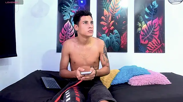 Luxury Guy online show from 05/28/26, 12:00