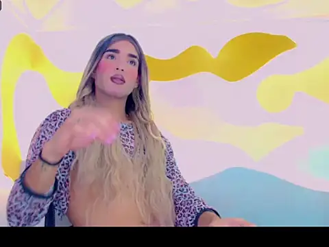 MaiteCandyxx online show from 06/16/26, 04:23