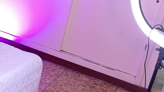 ElectraScott online show from 06/11/26, 04:48