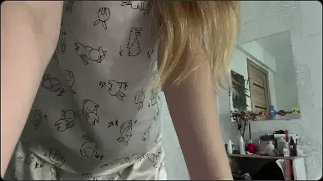 Snapshot of HeIen_cute chatting on 07/14/26, 07:24 HeIen cute online show from 07/14/26, 07:24