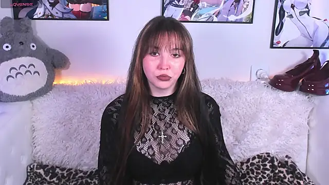 Snapshot of Hyuna_Flowers chatting on 06/02/26, 08:03 Hyuna Flowers online show from 06/02/26, 08:03