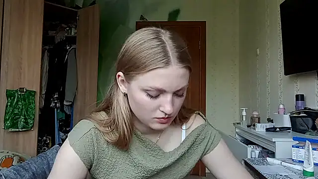 Snapshot of NorineGressett chatting on 06/10/26, 03:35 NorineGressett online show from 06/10/26, 03:35