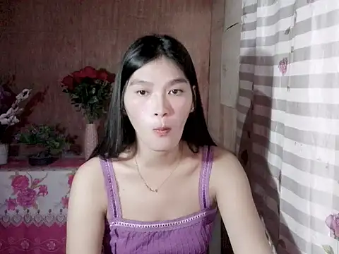 Snapshot of loving_marie chatting on 05/29/26, 02:56 loving marie online show from 05/29/26, 02:56