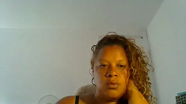 Snapshot of DOMINATRICESANDRA chatting on 06/01/26, 07:52 DOMINATRICESANDRA online show from 06/01/26, 07:52