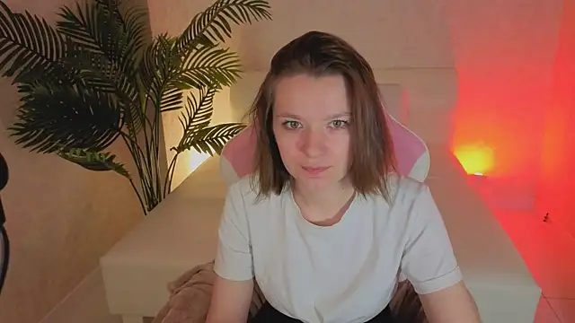 kira hatti online show from 05/31/26, 01:11