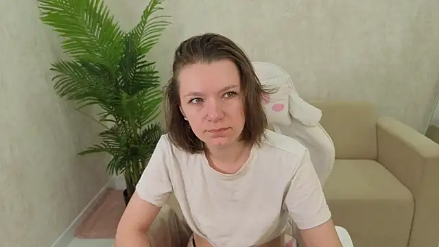 kira hatti online show from 06/04/26, 01:10