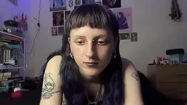 batzy666 online show from 06/01/26, 12:05