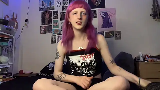 batzy666 online show from 06/16/26, 10:48