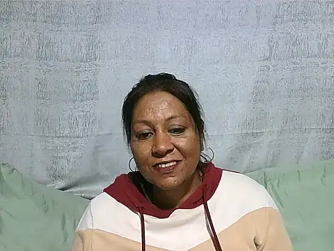 Snapshot of IndianSexyMilf69 chatting on 06/16/26, 05:07 IndianSexyMilf69 online show from 06/16/26, 05:07