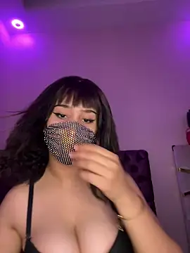 Snapshot of DiivA300 chatting on 08/01/26, 11:30 DiivA300 online show from 08/01/26, 11:30