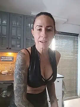 GermanMilfJasmin online show from 06/02/26, 10:04