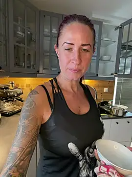 GermanMilfJasmin online show from 07/08/26, 07:20