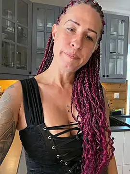 GermanMilfJasmin online show from 07/03/26, 08:21