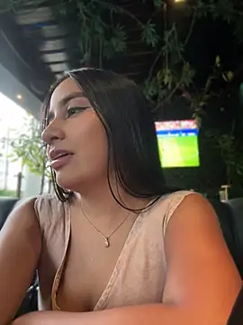 HaileyBieber  online show from 06/25/26, 11:10