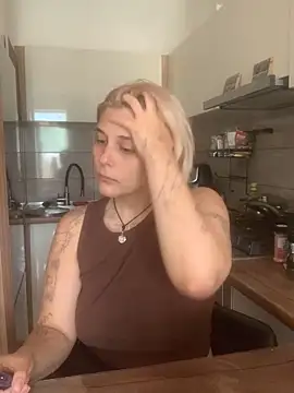 Ella Bloom online show from 06/14/26, 09:21