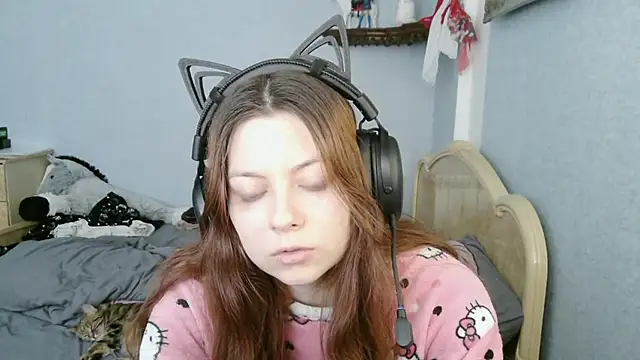 AlessiaViolet online show from 06/06/26, 10:42