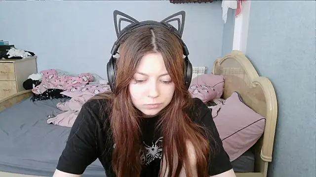 AlessiaViolet online show from 06/10/26, 10:16