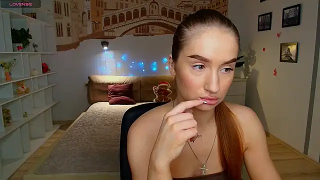 Snapshot of AlisaFoxis chatting on 07/02/26, 05:41 AlisaFoxis online show from 07/02/26, 05:41