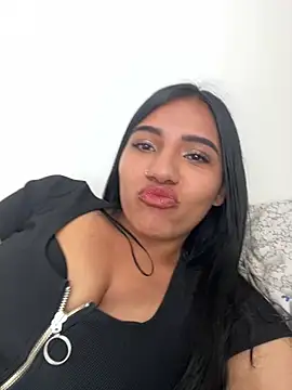 Caro Mildrey online show from 06/03/26, 08:13