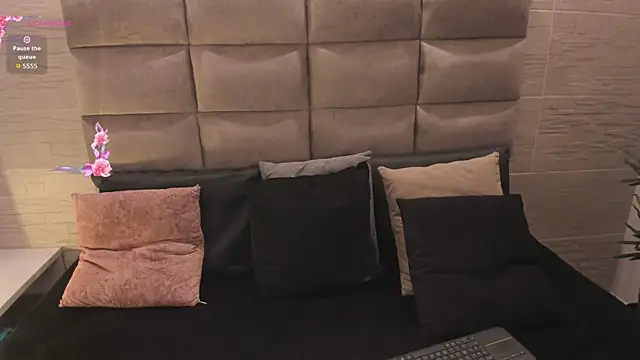 EllieAdeline online show from 07/01/26, 04:02