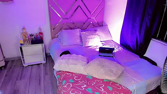 Snapshot of dayana_sweetx chatting on 07/08/26, 07:31 dayana sweetx online show from 07/08/26, 07:31