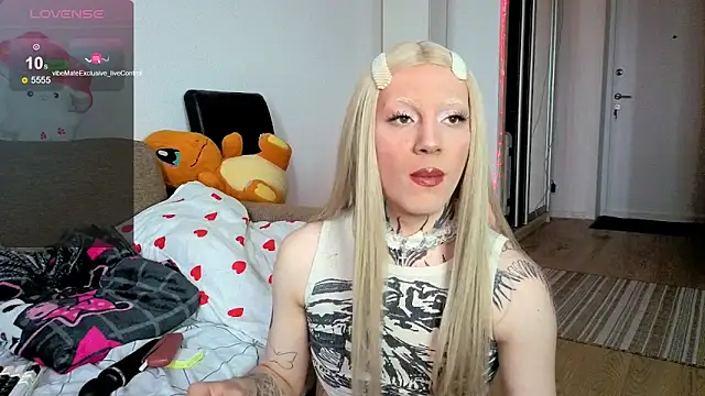 Chloecherry online show from 06/06/26, 02:11