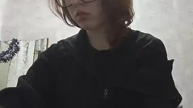 OliviaMoment online show from 07/14/26, 10:21