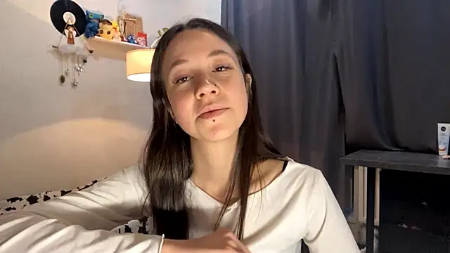 Snapshot of IraidaBatz chatting on 06/01/26, 05:23 IraidaBatz online show from 06/01/26, 05:23