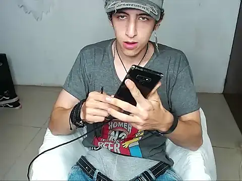 Snapshot of kervs_id chatting on 07/07/26, 02:31 kervs id online show from 07/07/26, 02:31