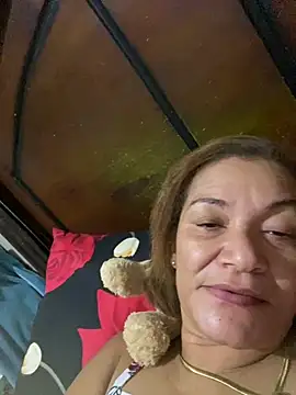 Snapshot of rosanna78322 chatting on 07/01/26, 04:02 rosanna78322 online show from 07/01/26, 04:02