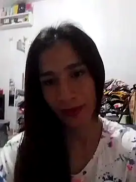 Snapshot of sensual_ashley2002 chatting on 06/17/26, 03:33 sensual ashley2002 online show from 06/17/26, 03:33