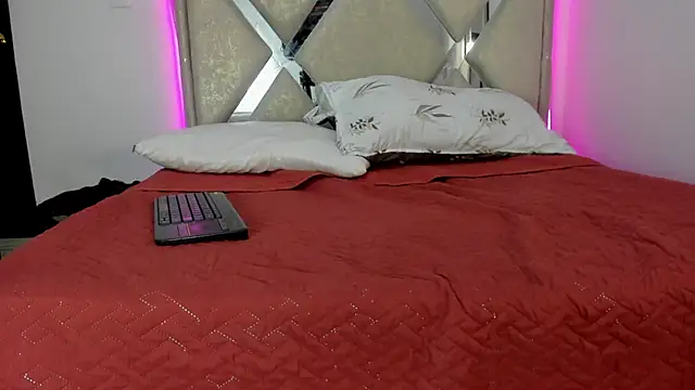 Snapshot of Lucas_cruz1 chatting on 06/19/26, 03:23 Lucas cruz1 online show from 06/19/26, 03:23