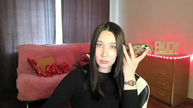 Snapshot of PlayMiss chatting on 06/02/26, 08:03 PlayMiss online show from 06/02/26, 08:03