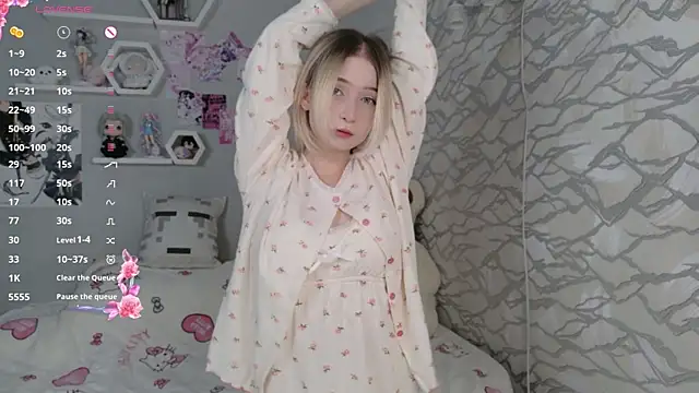 meganami online show from 06/03/26, 01:12