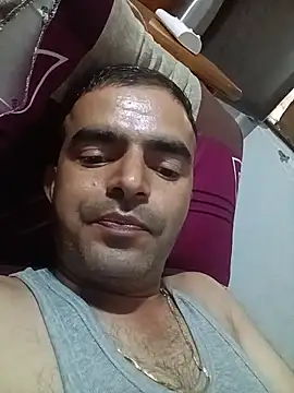 SexyBoy7703 online show from 08/08/26, 08:32