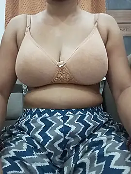 Snapshot of sexy_kajal9 chatting on 07/07/26, 08:45 sexy kajal9 online show from 07/07/26, 08:45