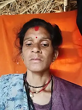 Snapshot of Cut_umang74 chatting on 07/02/26, 11:27 Cut umang74 online show from 07/02/26, 11:27