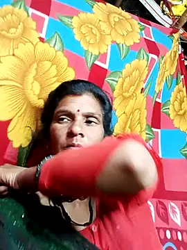 Snapshot of Cut_umang74 chatting on 07/15/26, 06:26 Cut umang74 online show from 07/15/26, 06:26
