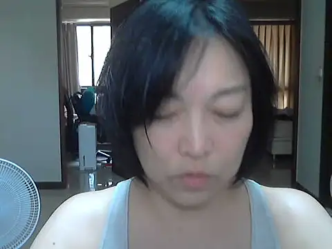 Snapshot of becca201 chatting on 07/12/26, 05:08 becca201 online show from 07/12/26, 05:08