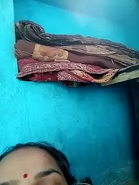 Snapshot of Cut_means47 chatting on 07/11/26, 04:35 Cut means47 online show from 07/11/26, 04:35