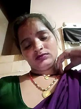 Snapshot of Divya_hot88 chatting on 05/31/26, 06:09 Divya hot88 online show from 05/31/26, 06:09