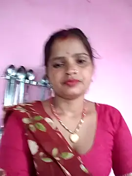 Snapshot of Divya_hot88 chatting on 06/12/26, 12:30 Divya hot88 online show from 06/12/26, 12:30