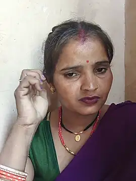 Snapshot of Divya_hot88 chatting on 06/01/26, 06:35 Divya hot88 online show from 06/01/26, 06:35