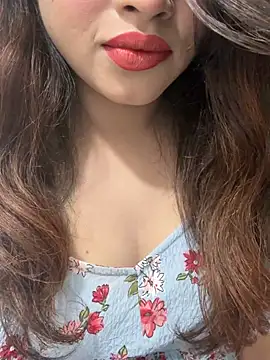 Snapshot of Yours_riya11 chatting on 07/17/26, 12:41 Yours riya11 online show from 07/17/26, 12:41
