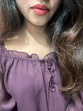 Snapshot of Yours_riya11 chatting on 07/10/26, 07:36 Yours riya11 online show from 07/10/26, 07:36