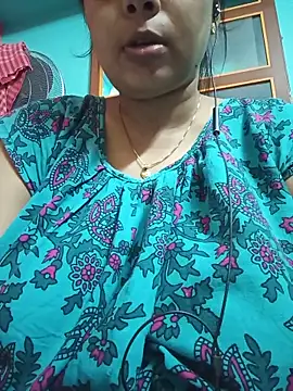 Curvy Meera online show from 05/31/26, 04:13